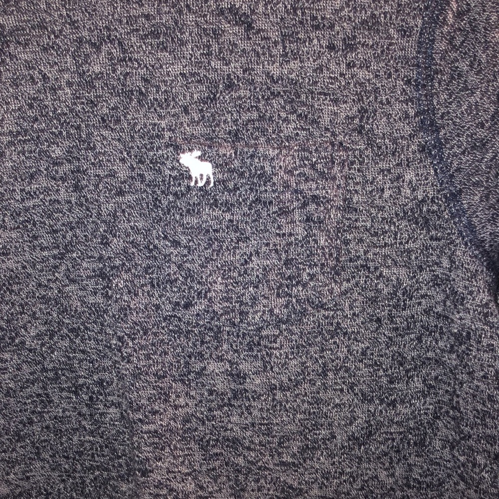 Boys Abercrombie long sleeve T shirt - Picture 2 of 5